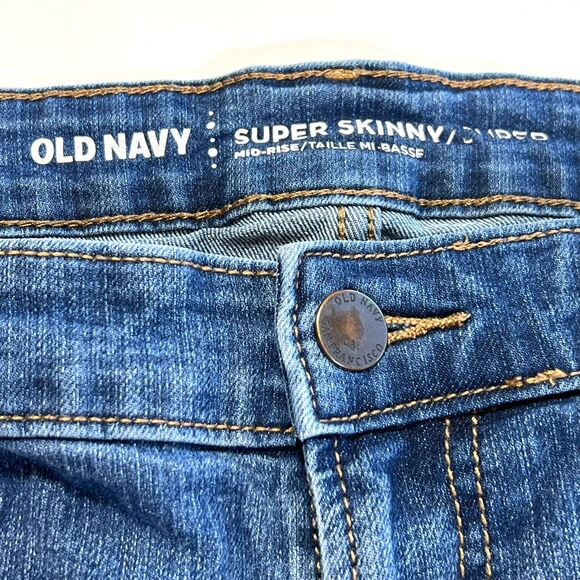 Old Navy Women's Super Skinny Stretch Denim Jeans - Picture 7 of 7